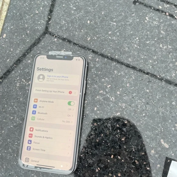 iPhone - なっつ Punkcase iPhone X Airpods Case Holder (CenterPods Series